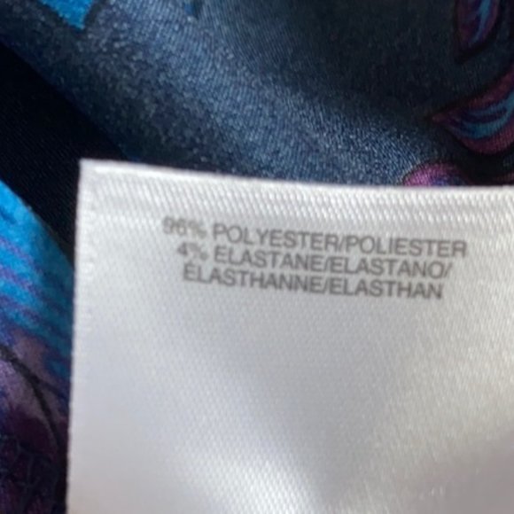 Jones New York Silky Sleeveless Floral Blouse - Picture 10 of 10